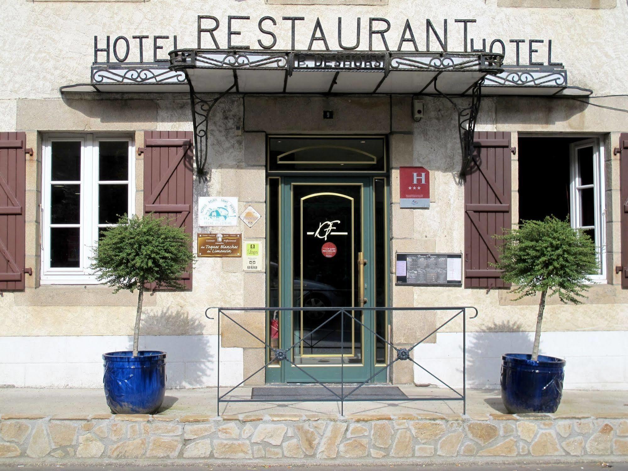 Hotel Logis Deshors-Foujanet Chamboulive Exterior foto